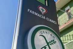 totem_farmacia